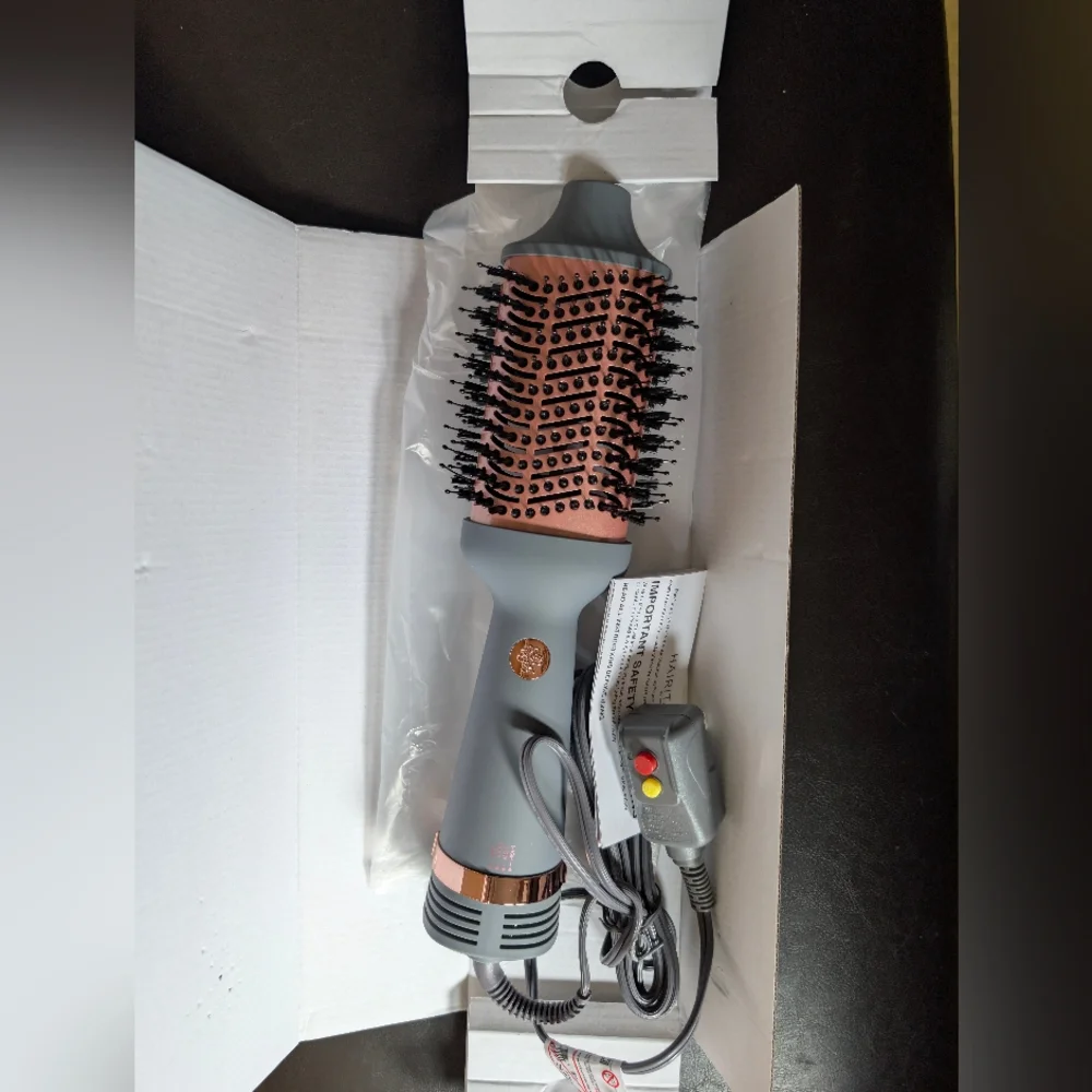 NEW Hairitage Volumizing‎ Hair Drying Brush.. Large Barrel